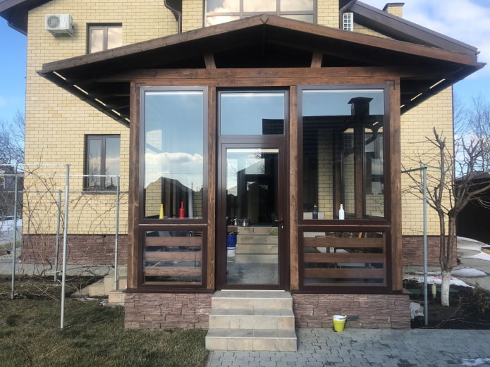 Застекленное крыльцо Застекленное крыльцо