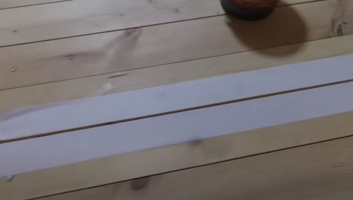 малярный скотч на полу малярный скотч на полу
