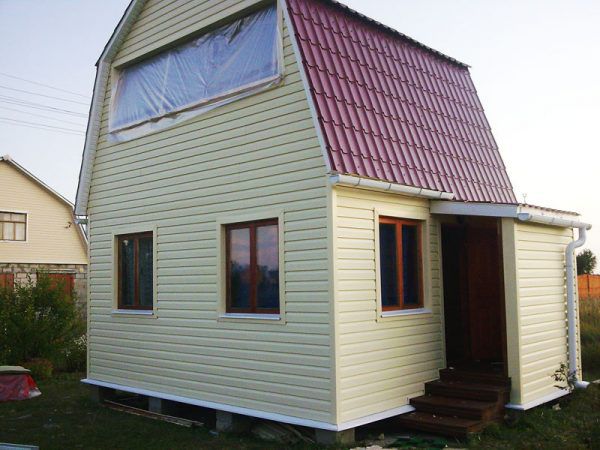Исследуйте преимущества сайдинга внахлест с компанией MasterHouse. Читайте о материалах, монтаже и эстетике для вашего дома.