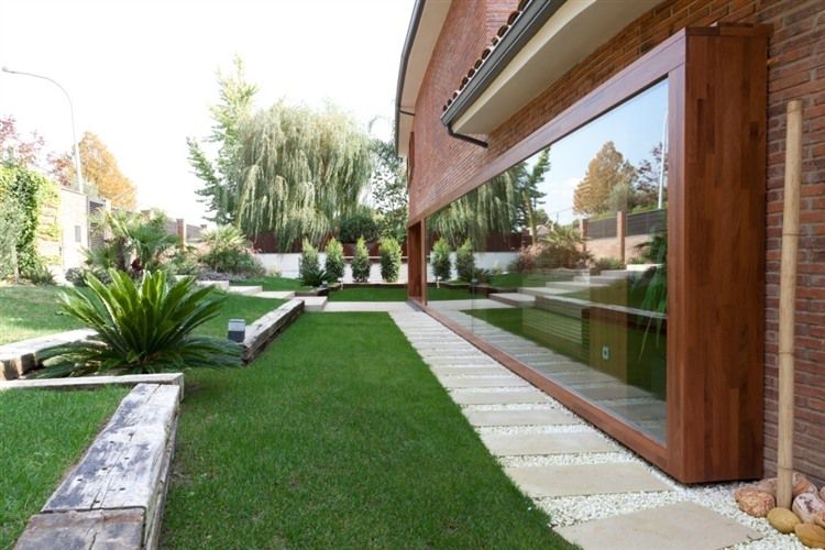 Панорамные окна MasterHouse: стиль, энергоэффективность и современные решения для вашего дома. Узнайте больше об их преимуществах!